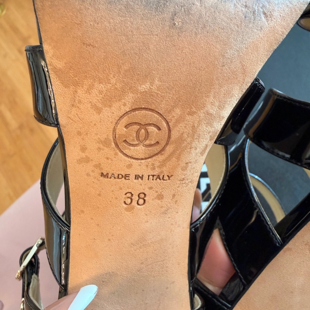 Chanel Flowered Heel Sandals - Picture 6 of 10